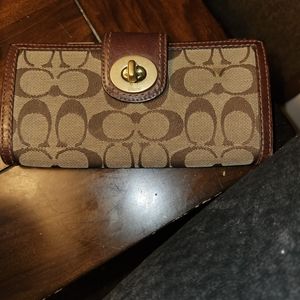 Nice coach wallet